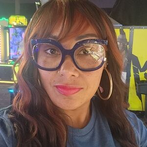 Meet your Posher, Eboni